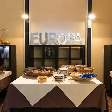 Europa Hotel 2*